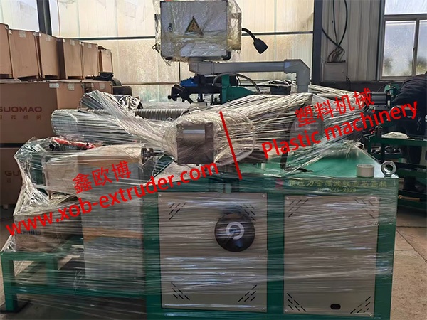 Упаковка и отгрузка оборудования для металлических гофрированных труб